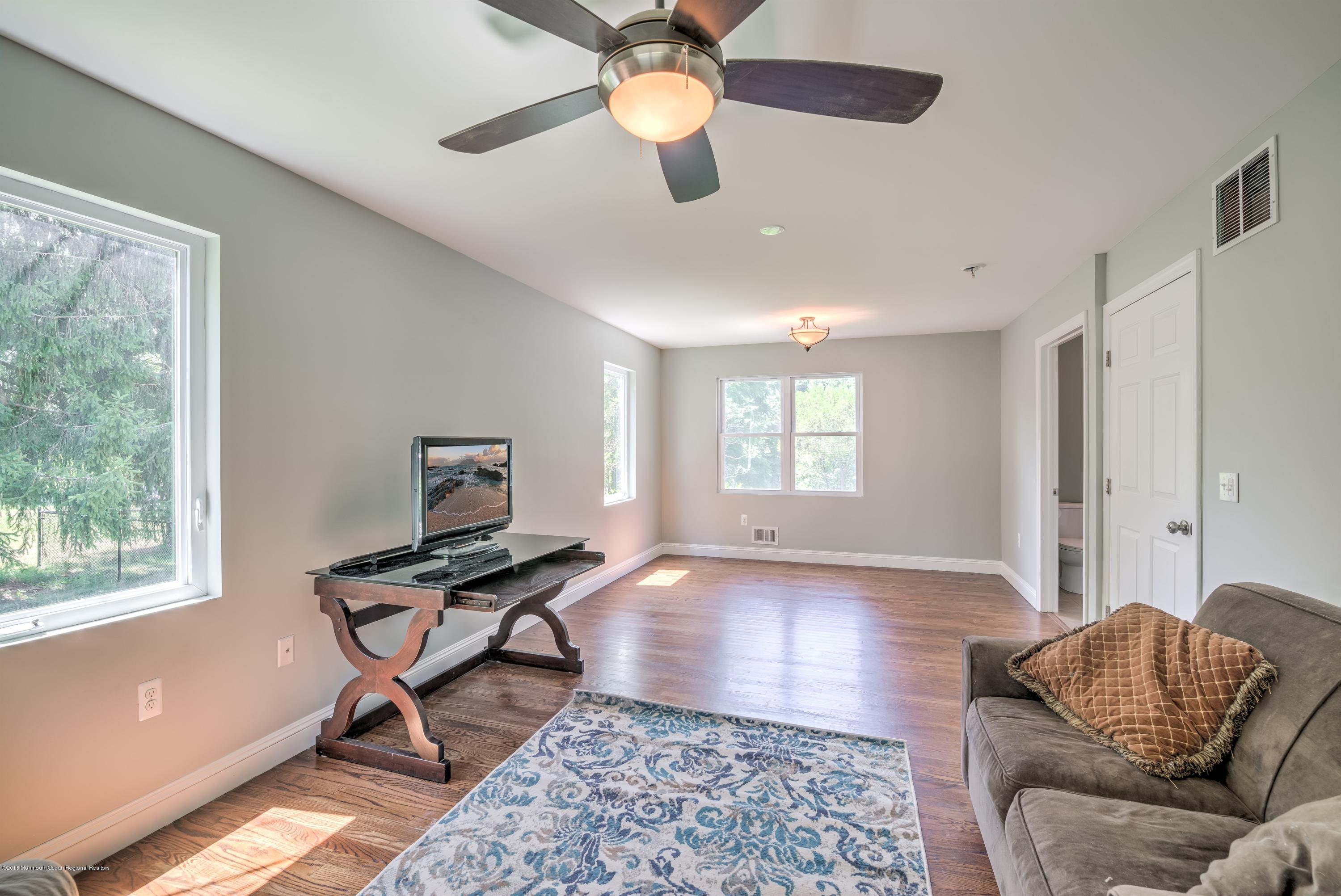 177 Robertsville Road Freehold, NJ 07728 - Photo 16 of 33 016_INLAW SUITE