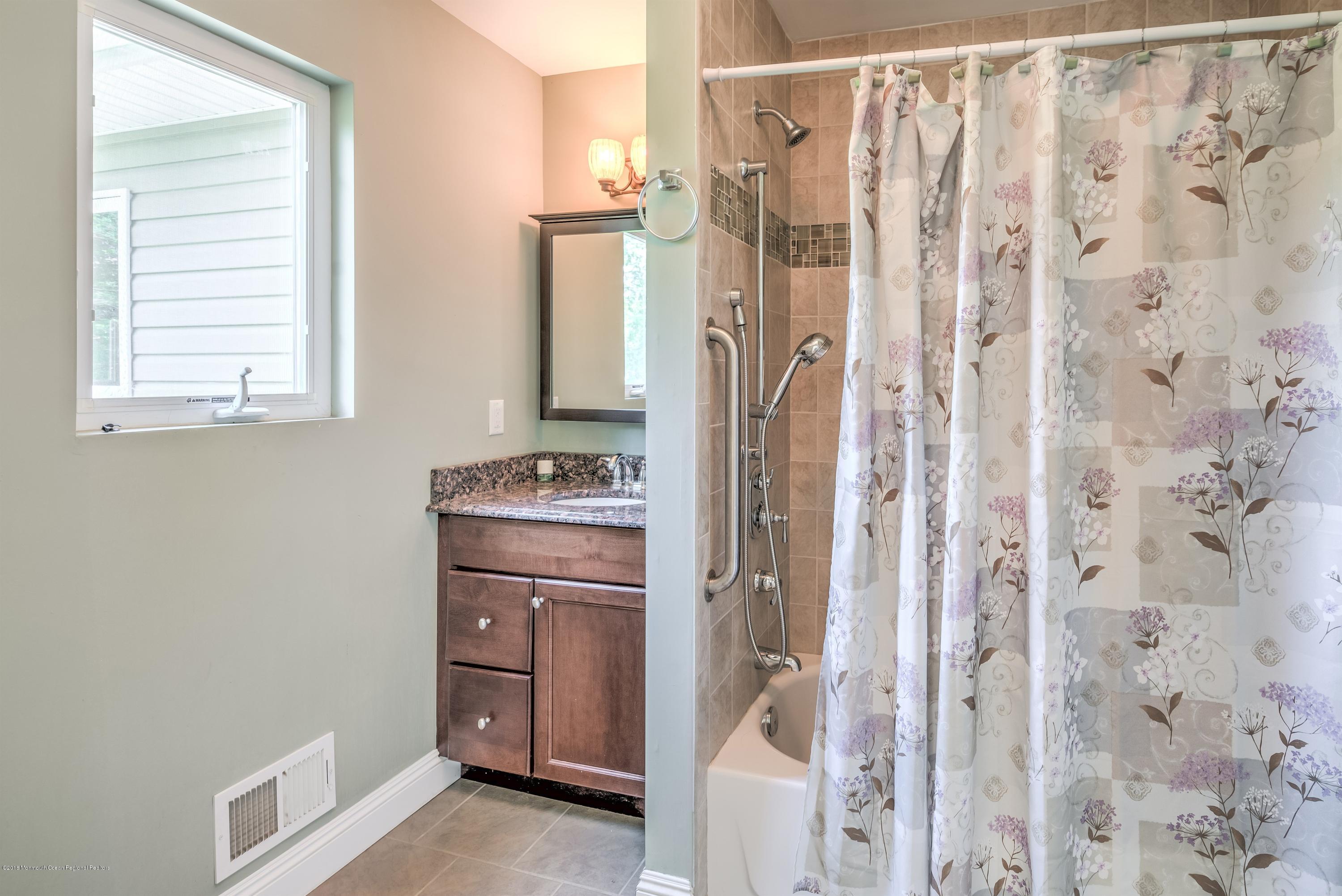 177 Robertsville Road Freehold, NJ 07728 - Photo 17 of 33 017_INLAW SUITE BATHROOM