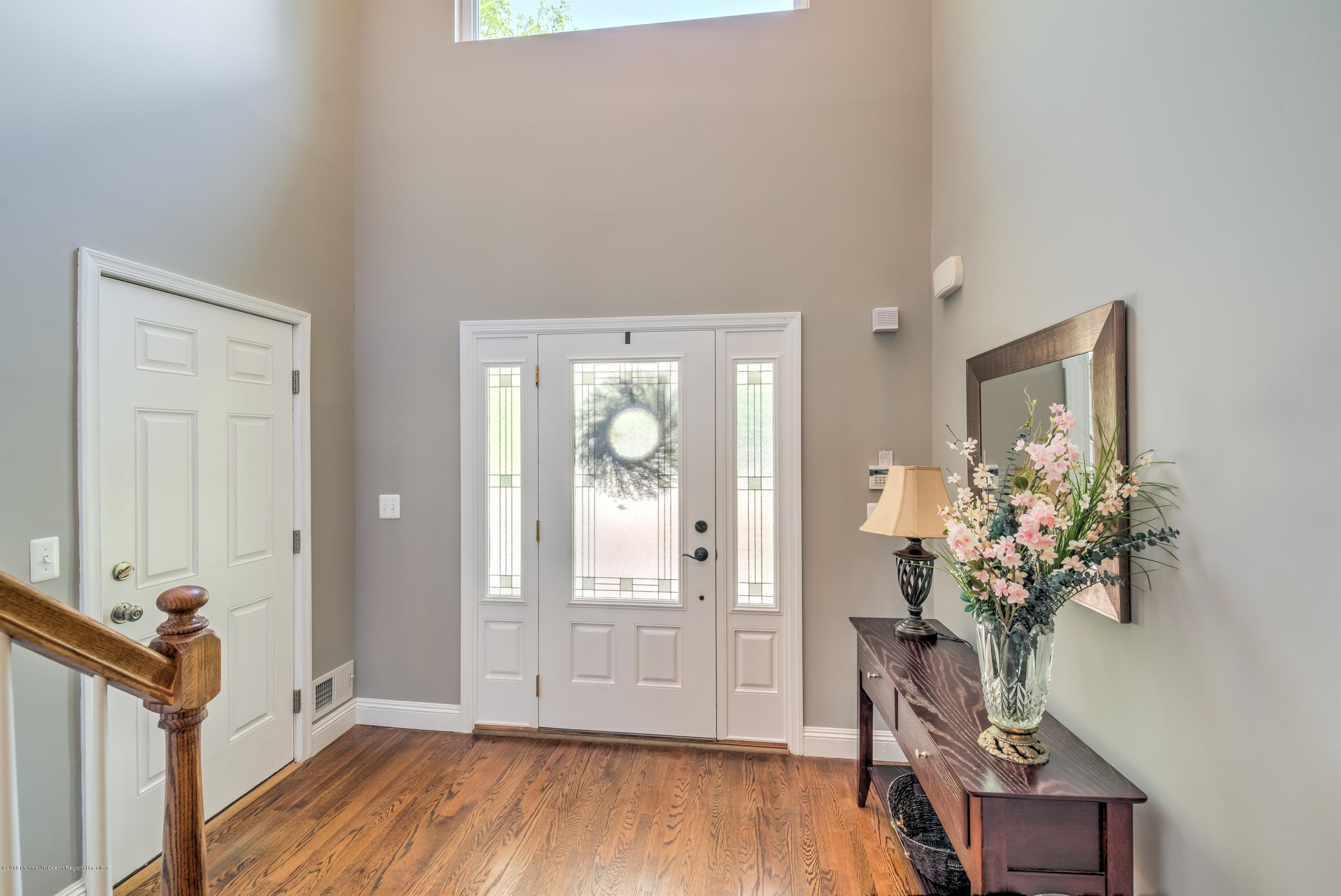 177 Robertsville Road Freehold, NJ 07728 - Photo 4 of 33 004_FOYER