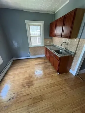 $1,650 | 270 Virginia Avenue, Unit 3, Jersey City, NJ 07304