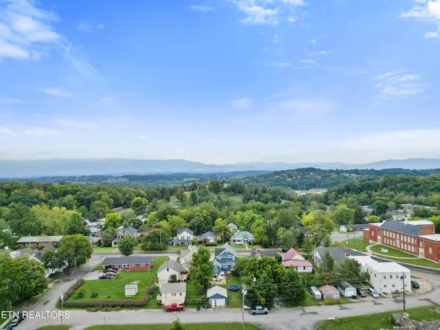 $317,000 | 606 West Main Street, Greeneville, TN 37743