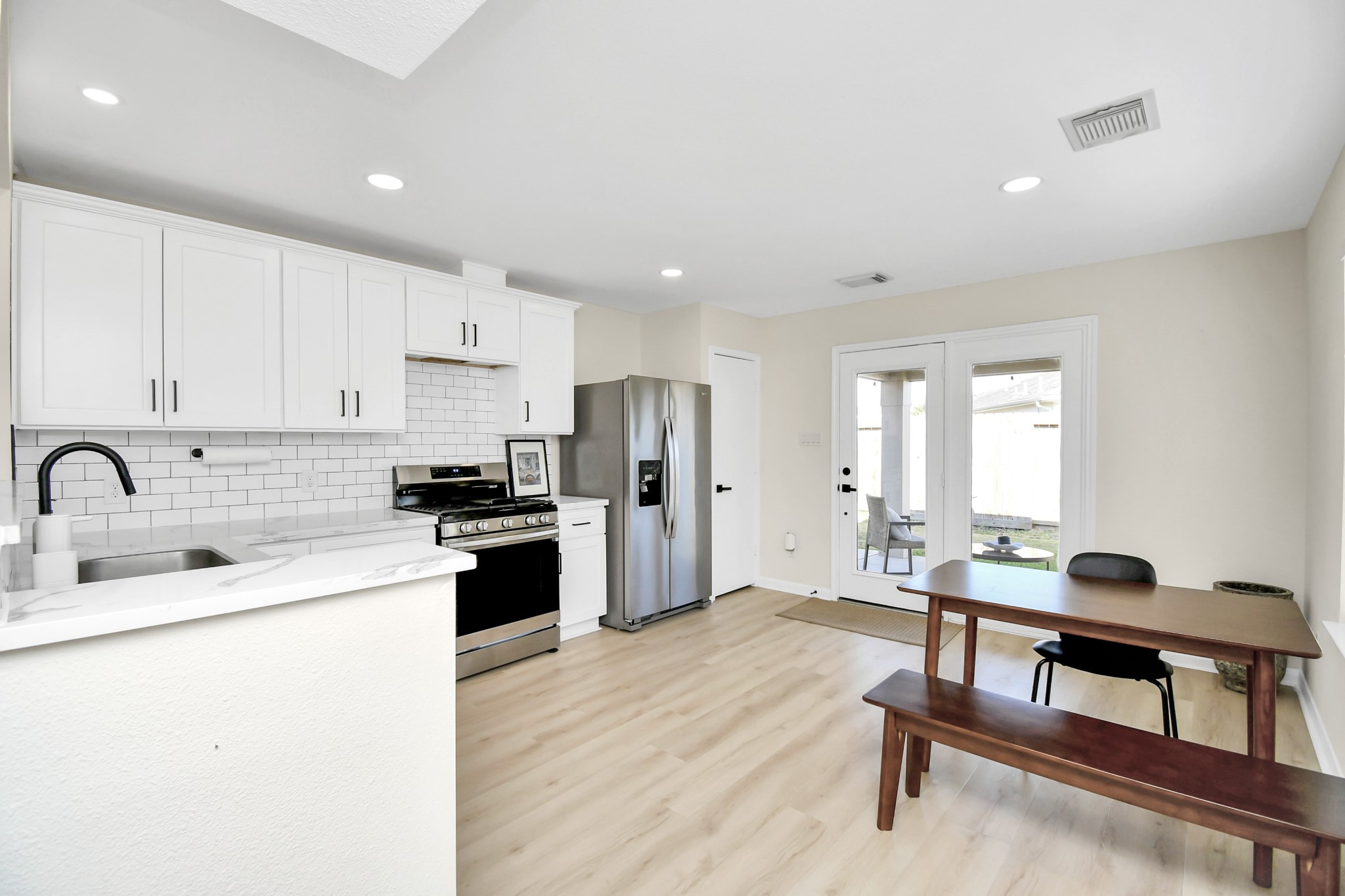 3315 Legends Landing Drive Spring, TX 77386 - Photo 9 of 35 the heart of home is the kitchen