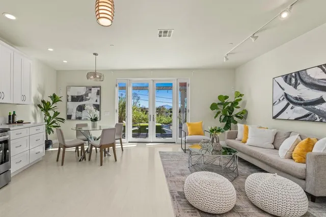 $860,000 | 2641 46th Street, San Diego, CA 92105