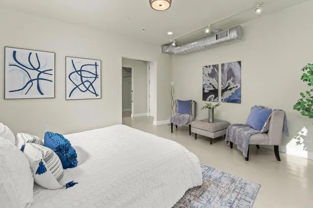 $860,000 | 2641 46th Street, San Diego, CA 92105