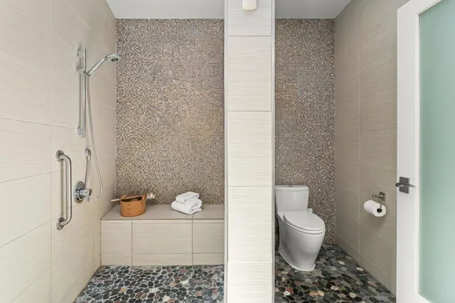 $860,000 | 2641 46th Street, San Diego, CA 92105