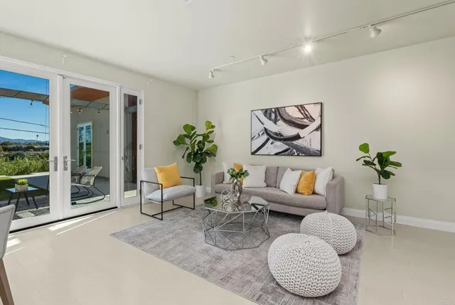 $860,000 | 2641 46th Street, San Diego, CA 92105