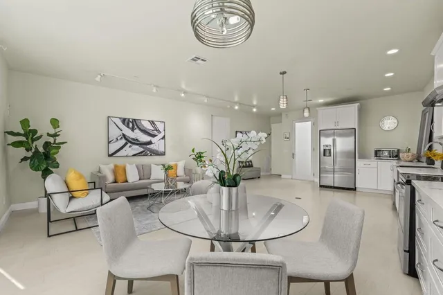 $860,000 | 2641 46th Street, San Diego, CA 92105