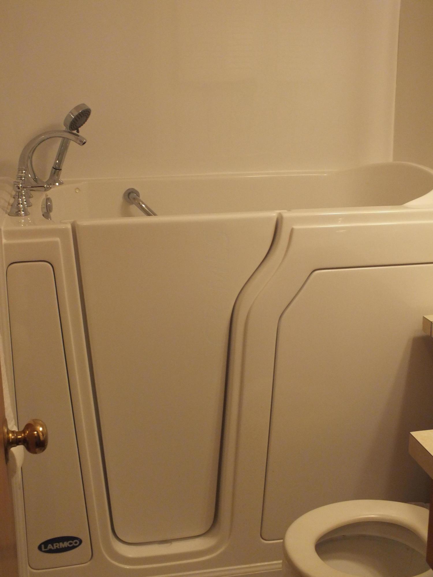 5318 Hedgewood Road Columbus, OH 43229 - Photo 14 of 22 Gallery Image 14