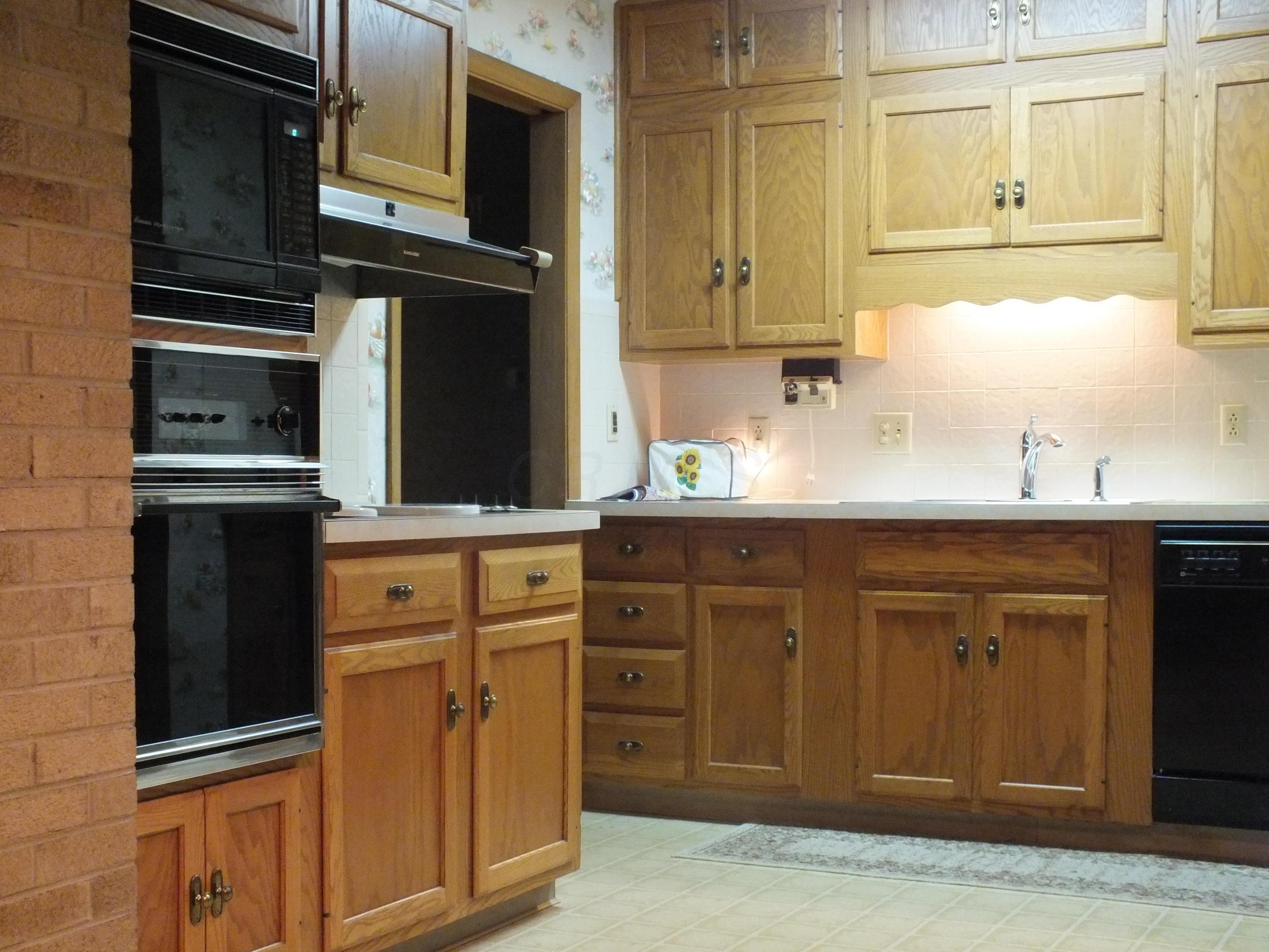 5318 Hedgewood Road Columbus, OH 43229 - Photo 3 of 22 Gallery Image 3
