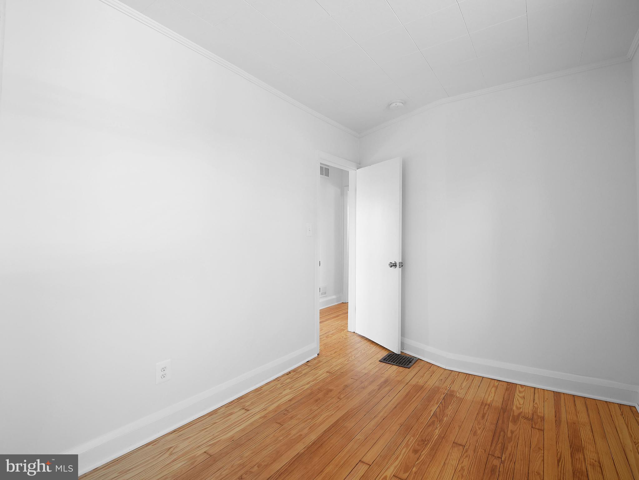 905 Bengies Road Baltimore, MD 21220 - Photo 14 of 37