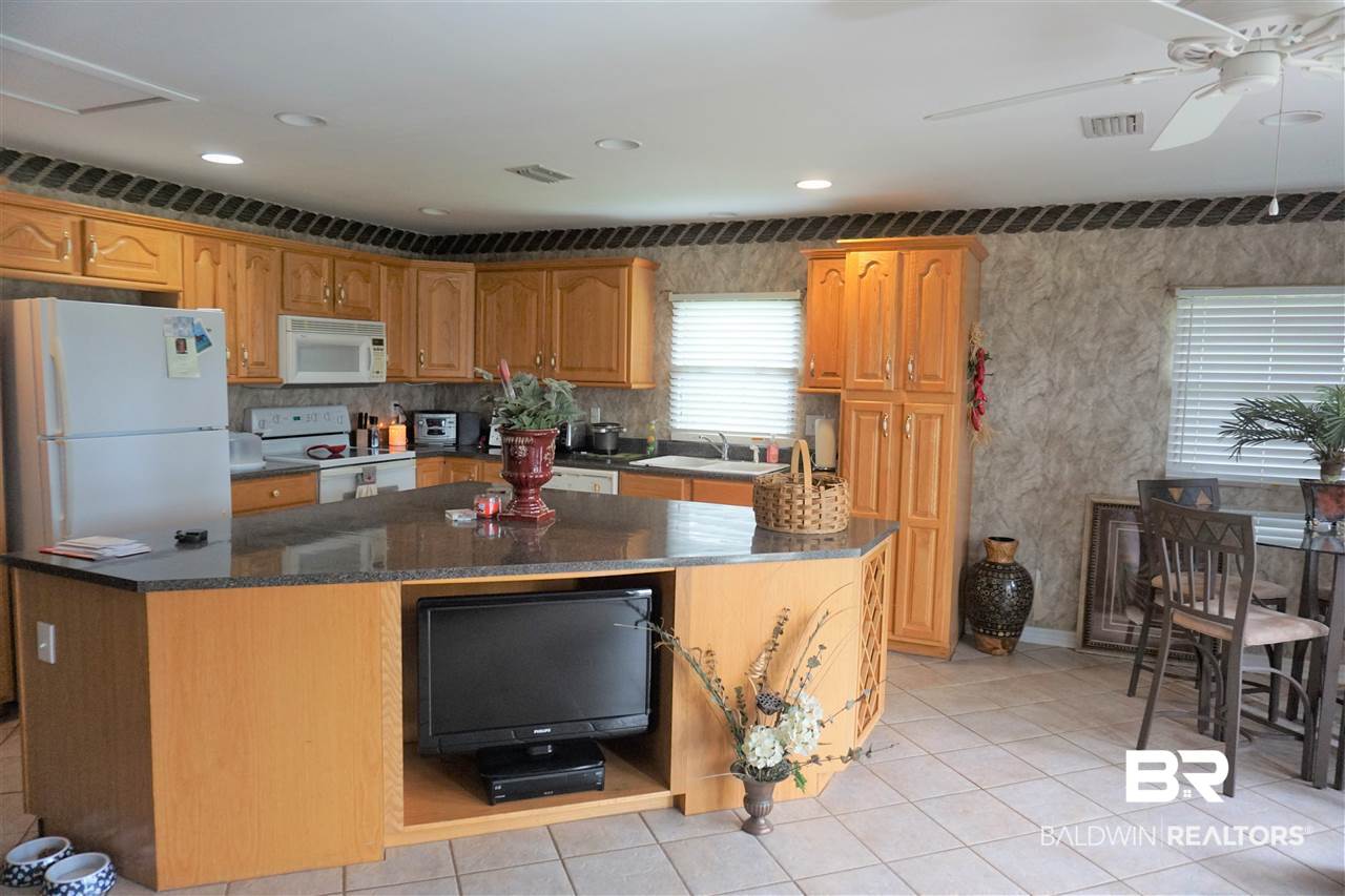 10310 Johnson Road South Mobile, AL 36695 - Photo 36 of 50