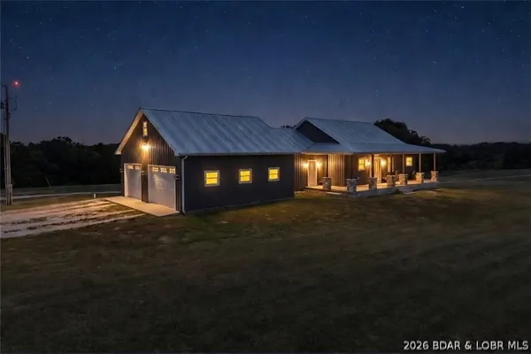$949,000 | 367 Hwy Mm, Eldon, MO 65026