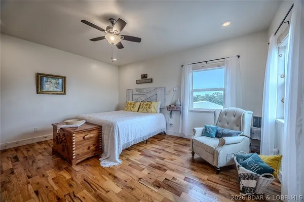 $949,000 | 367 Hwy Mm, Eldon, MO 65026