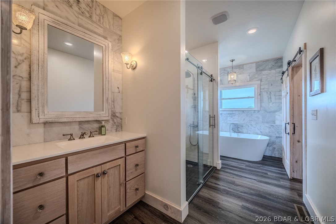 367 Hwy Mm Eldon, MO 65026 - Photo 25 of 71 Primary Bathroom