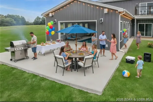 $875,000 | 367 Hwy Mm, Eldon, MO 65026