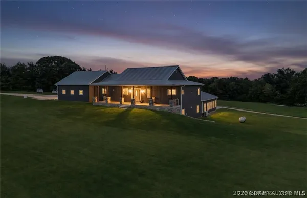 $875,000 | 367 Hwy Mm, Eldon, MO 65026