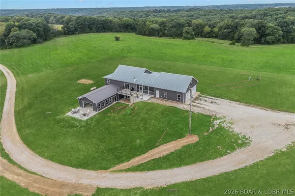 $875,000 | 367 Hwy Mm, Eldon, MO 65026