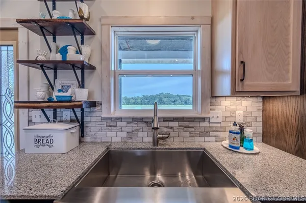 $949,000 | 367 Hwy Mm, Eldon, MO 65026