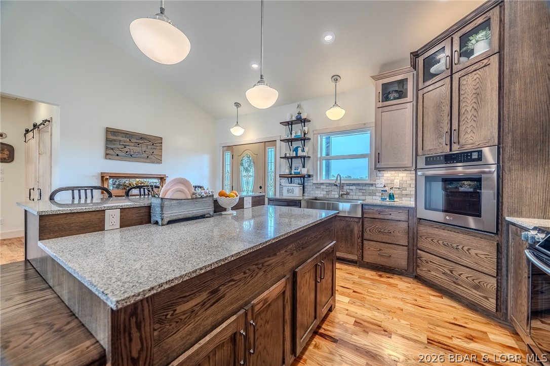 367 Hwy Mm Eldon, MO 65026 - Photo 10 of 75 Granite Countertops