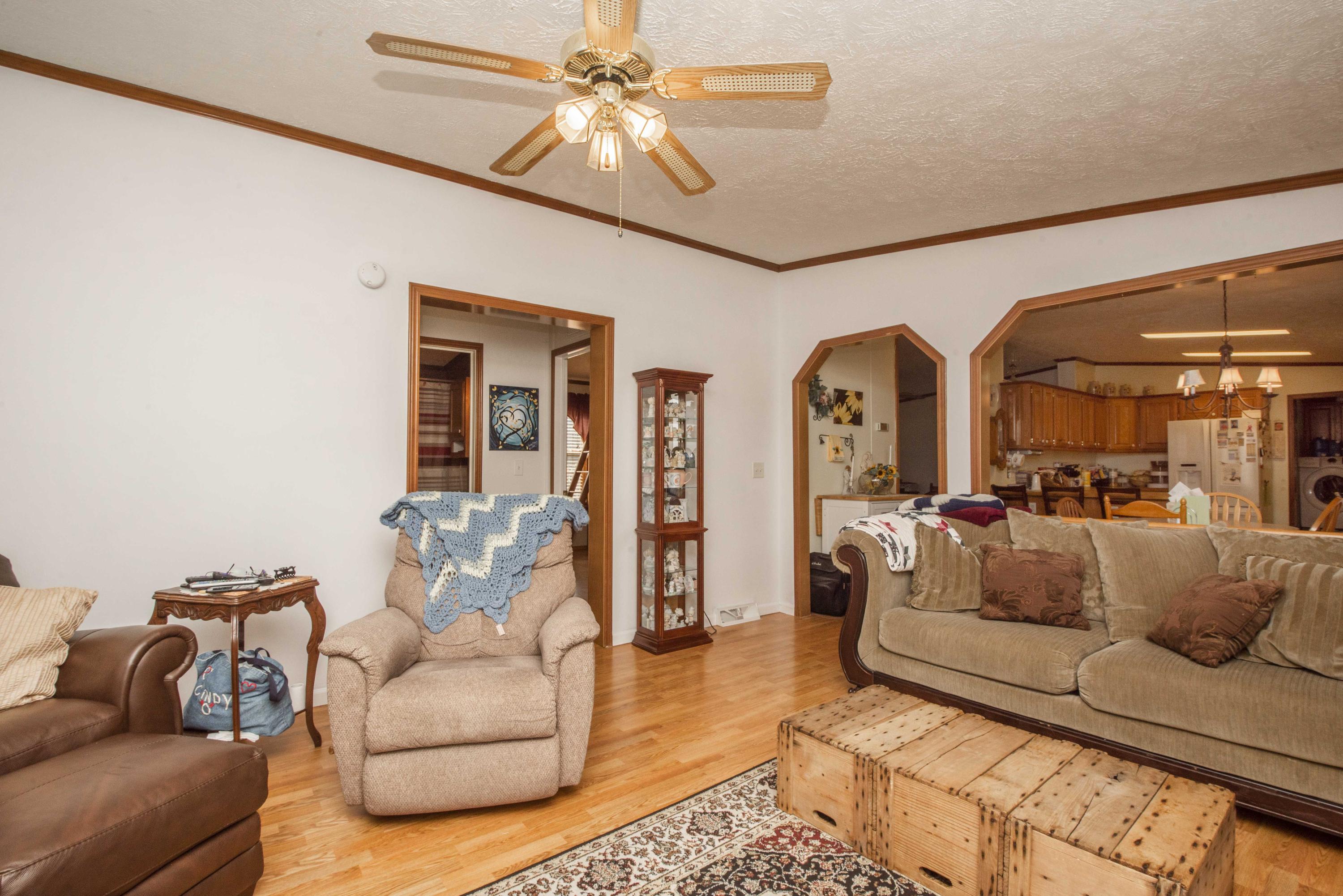 2820 New Blockhouse Road Maryville, TN 37803 - Photo 19 of 38 Living_1