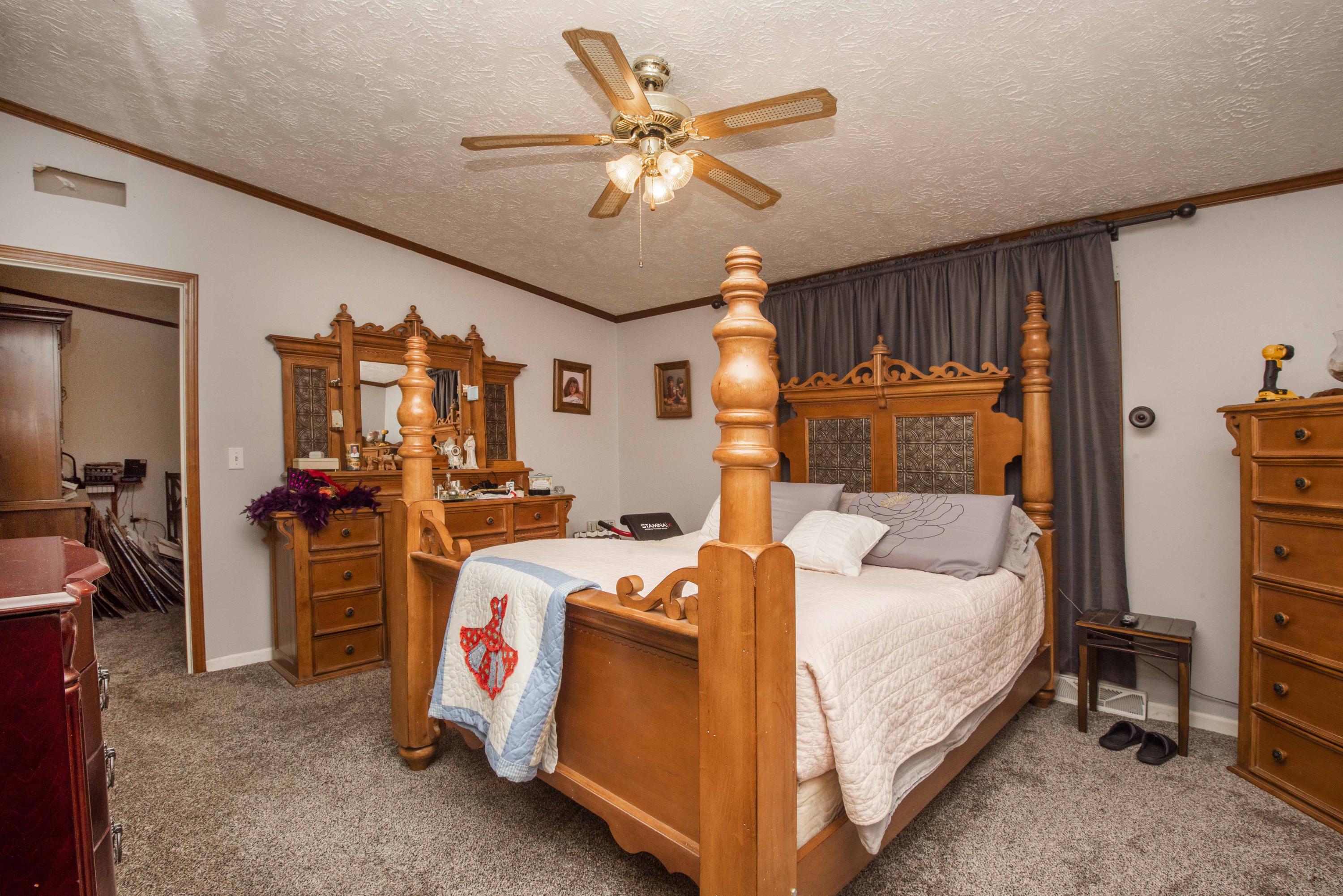 2820 New Blockhouse Road Maryville, TN 37803 - Photo 22 of 38 Master bed 1_1