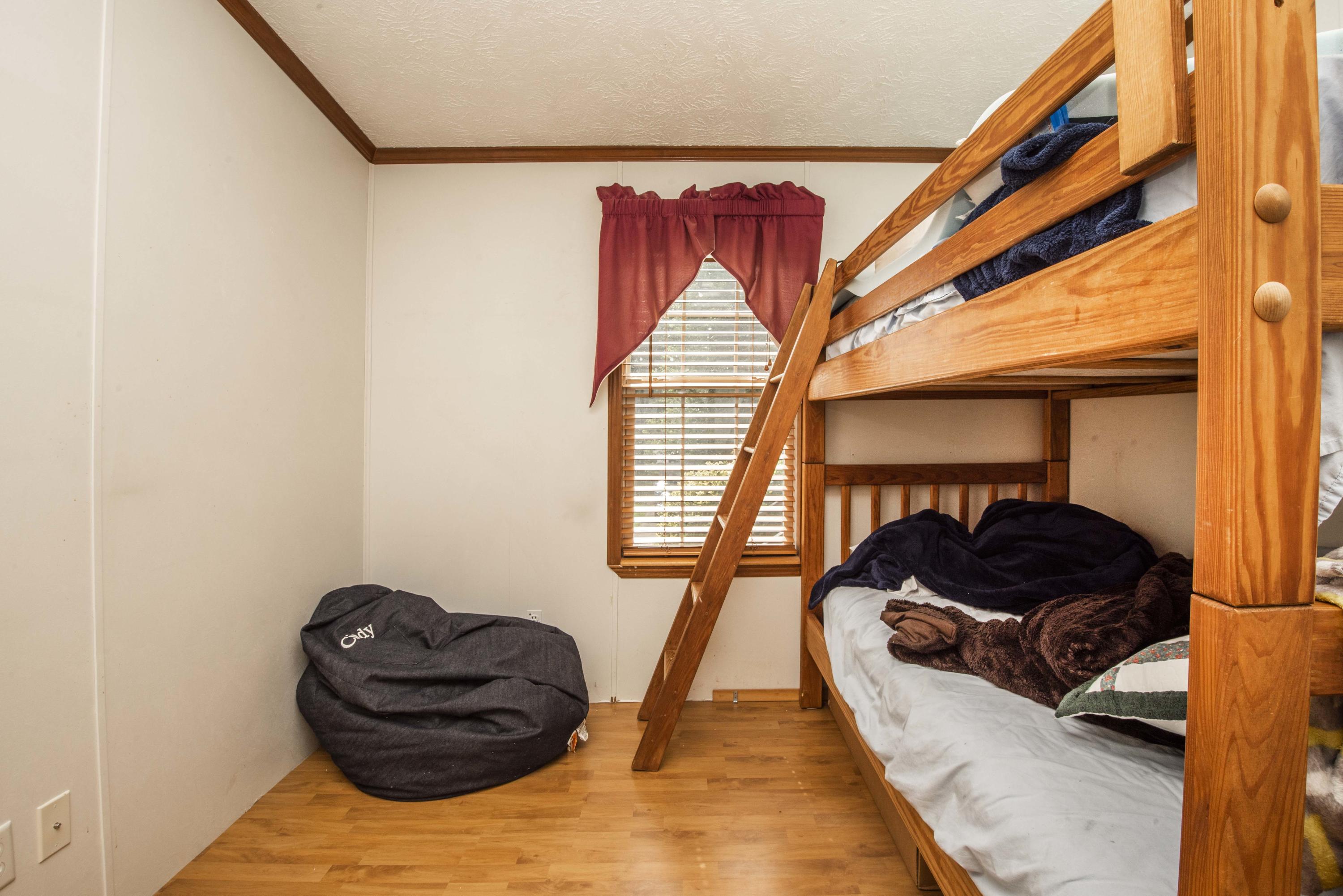 2820 New Blockhouse Road Maryville, TN 37803 - Photo 27 of 38 Second bed 1_1