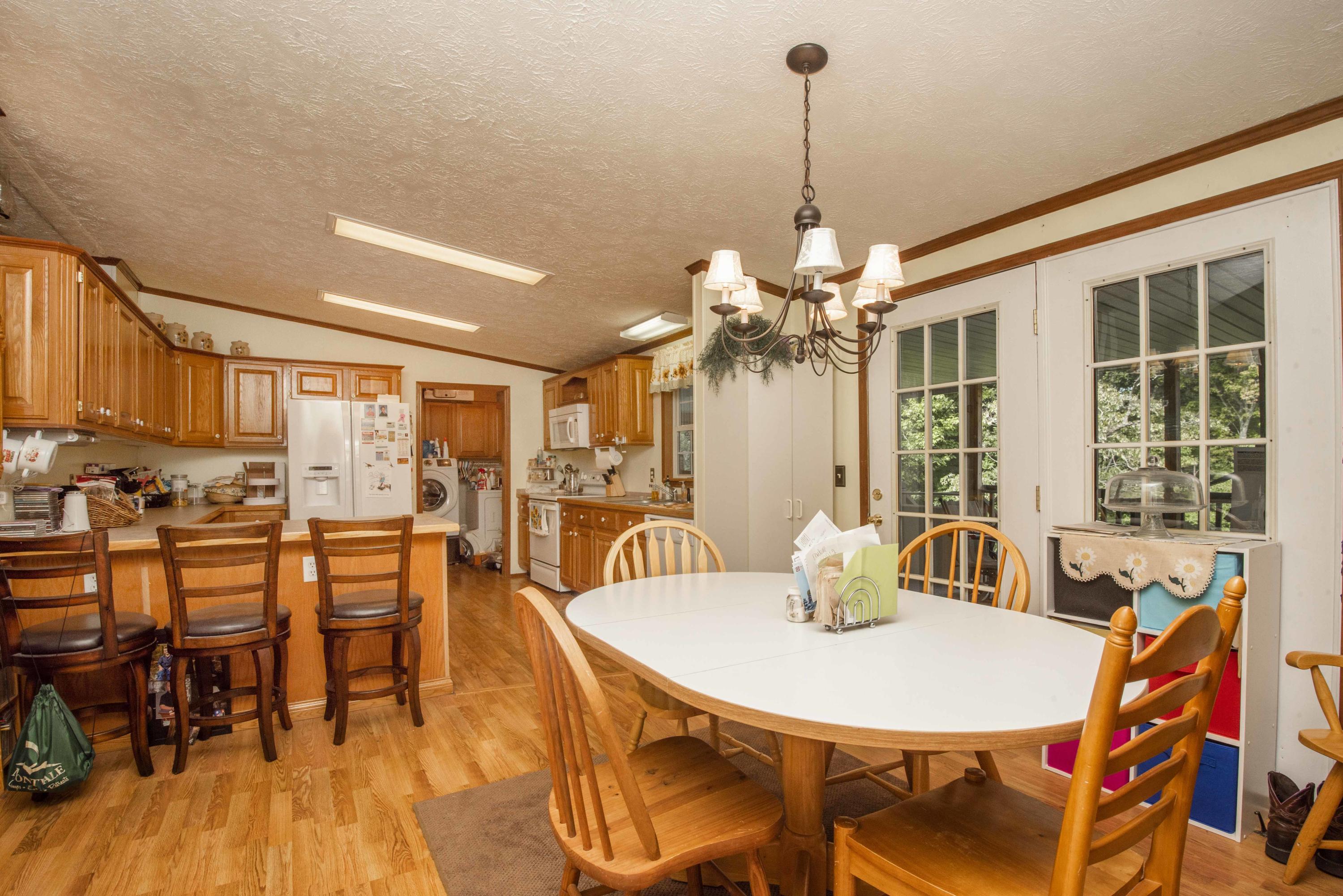 2820 New Blockhouse Road Maryville, TN 37803 - Photo 6 of 38 Dining_1