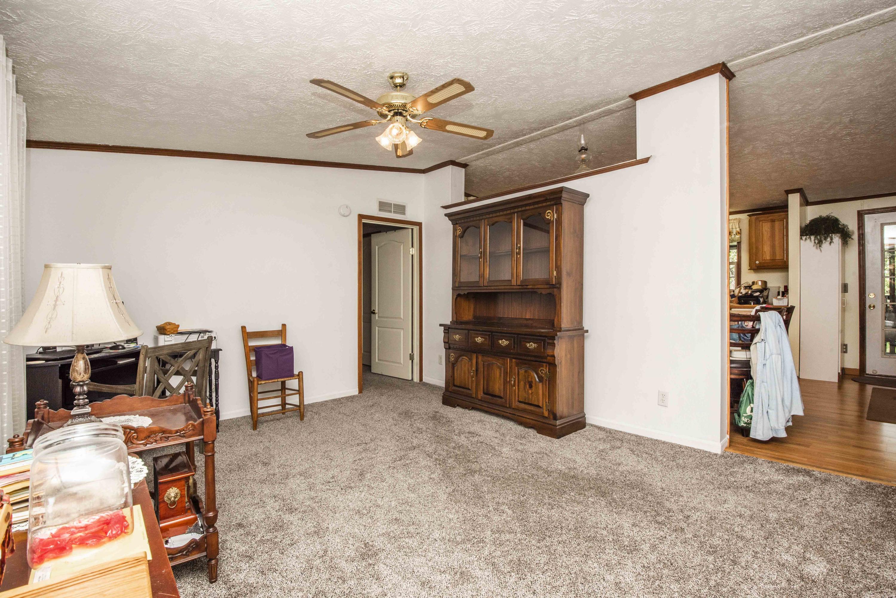 2820 New Blockhouse Road Maryville, TN 37803 - Photo 7 of 38 Family room 1_1