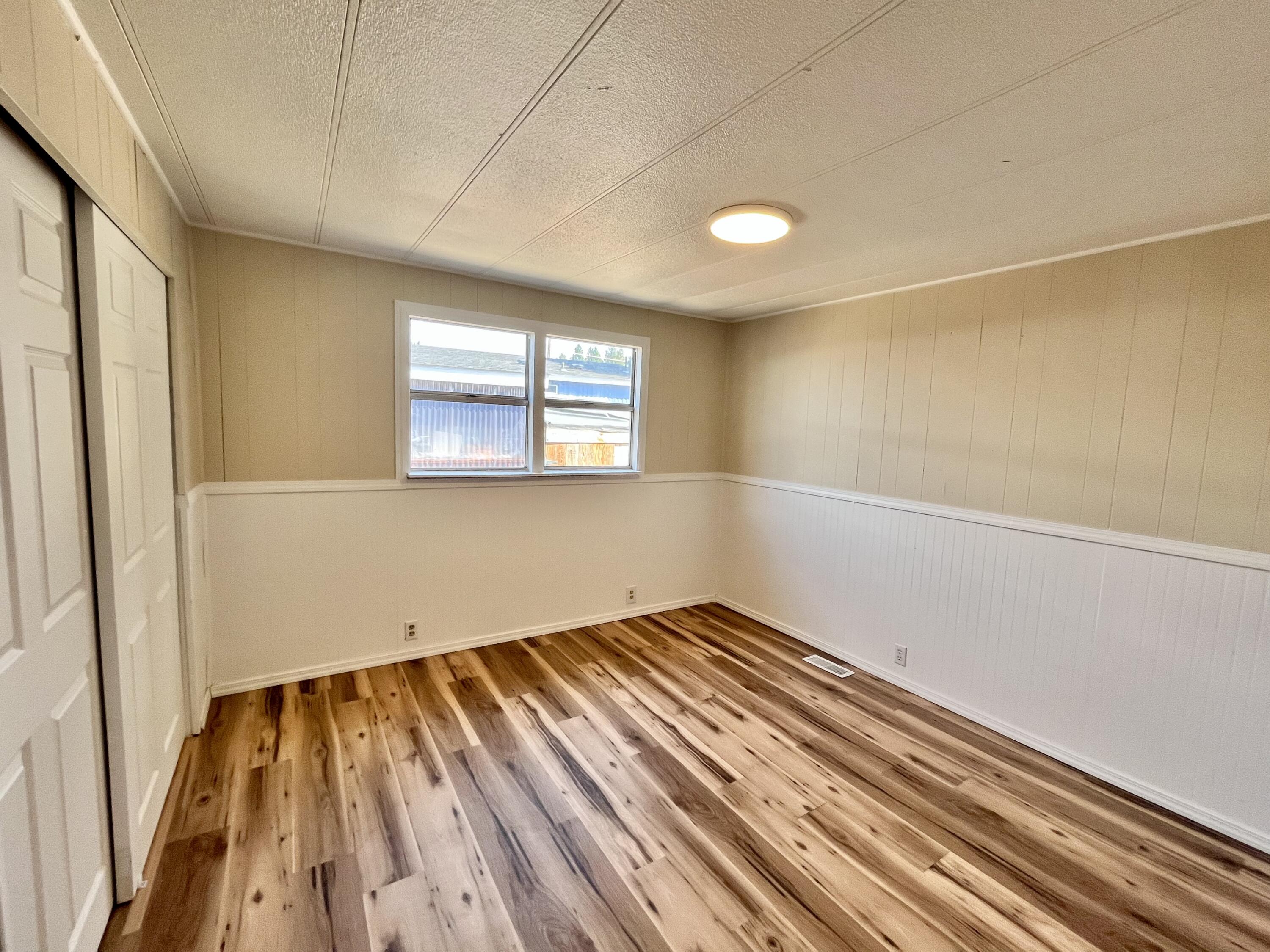 51386 Huntington Road, Unit 3 La Pine, OR 97739 - Photo 7 of 13 Bedroom