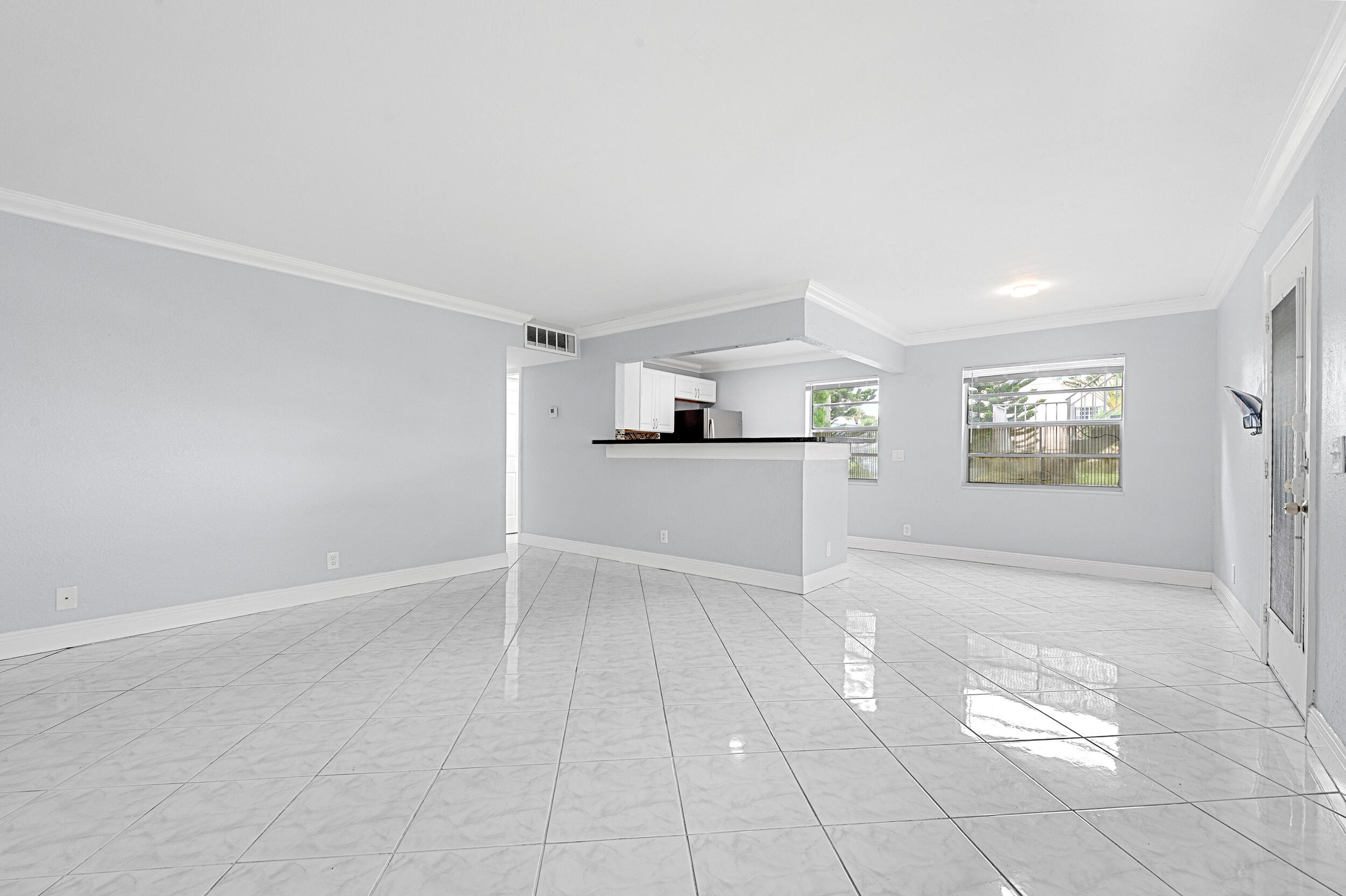 339 Normandy Lane Delray Beach, FL 33484 - Photo 5 of 36 _dsc8801