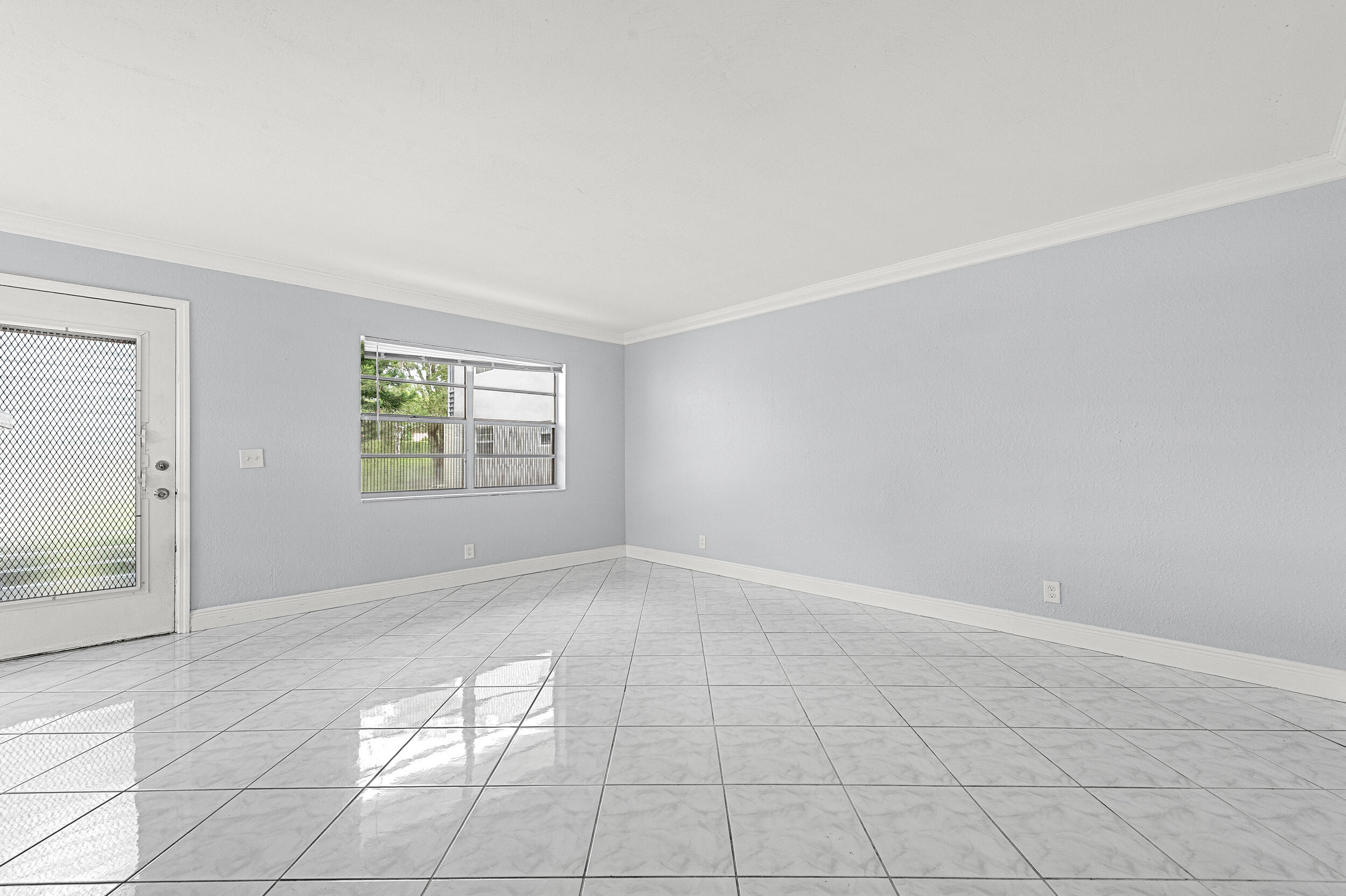 339 Normandy Lane Delray Beach, FL 33484 - Photo 7 of 36 _dsc8811