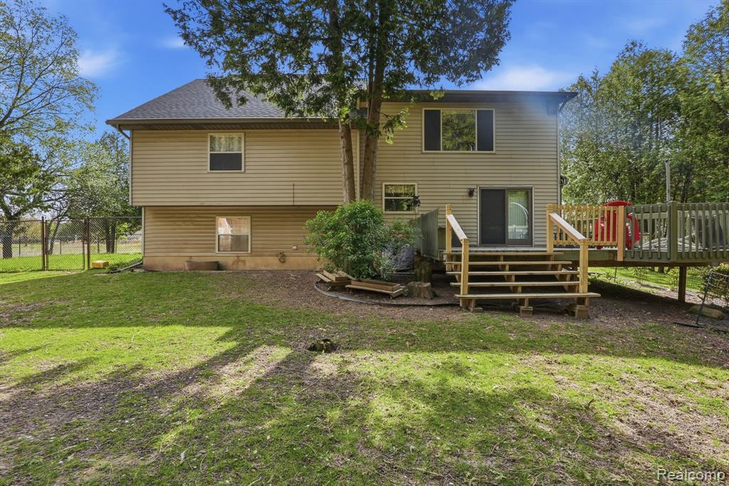 1615 North Five Lakes Road Lapeer, MI 48446 - Photo 25 of 36
