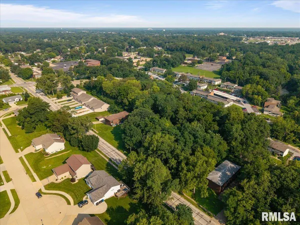 an aerial view of multiple house