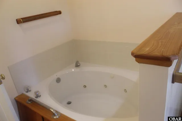 $899,000 | 1404 Captains Circle, Kill Devil Hills, NC 27948