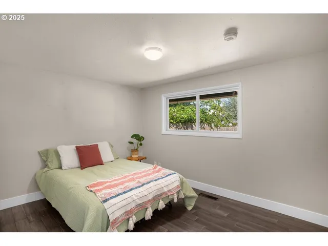 $445,000 | 11925 Southwest 7th Street, Beaverton, OR 97005