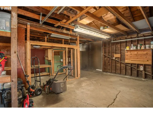 $445,000 | 11925 Southwest 7th Street, Beaverton, OR 97005