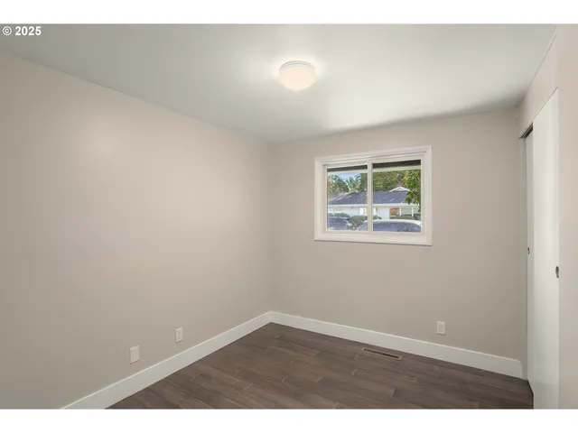 $445,000 | 11925 Southwest 7th Street, Beaverton, OR 97005