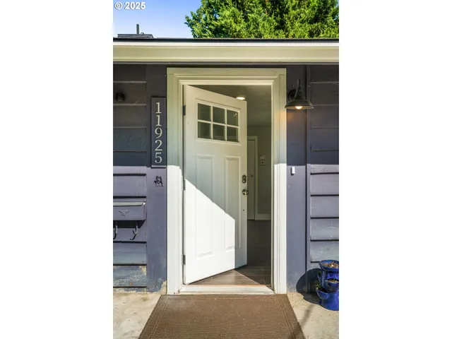 $445,000 | 11925 Southwest 7th Street, Beaverton, OR 97005