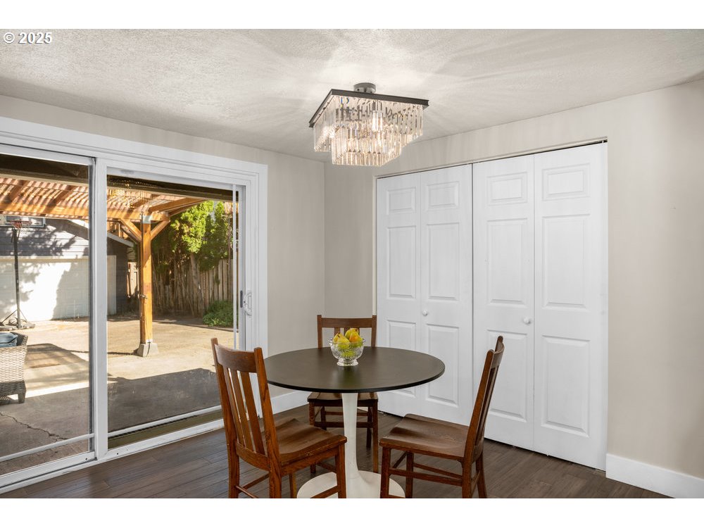 11925 Southwest 7th Street Beaverton, OR 97005 - Photo 6 of 21