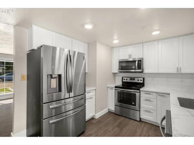 $445,000 | 11925 Southwest 7th Street, Beaverton, OR 97005