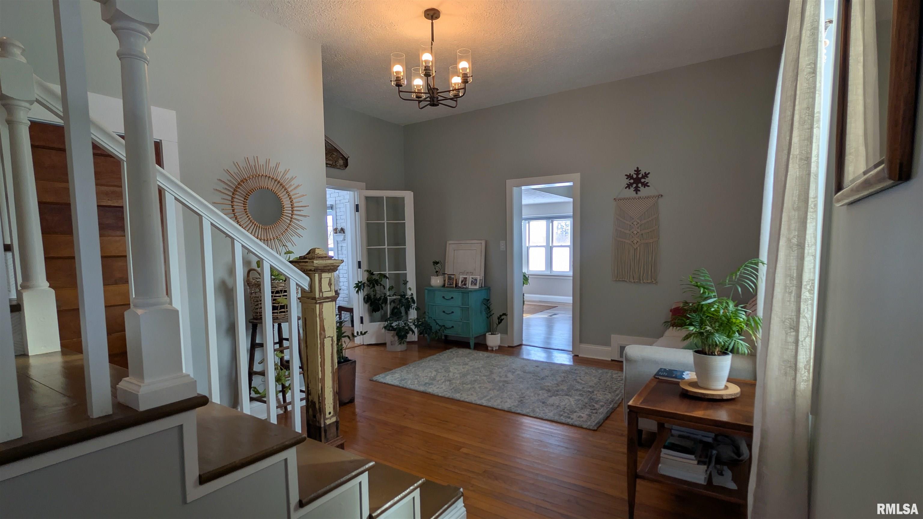 2632 Hilltop Road Springfield, IL 62712 - Photo 16 of 77
