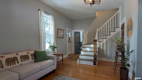 $490,000 | 2632 Hilltop Road, Springfield, IL 62712
