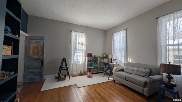 $490,000 | 2632 Hilltop Road, Springfield, IL 62712