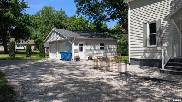 $490,000 | 2632 Hilltop Road, Springfield, IL 62712