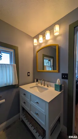 $490,000 | 2632 Hilltop Road, Springfield, IL 62712