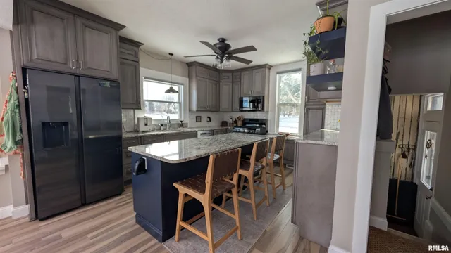 $490,000 | 2632 Hilltop Road, Springfield, IL 62712