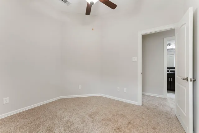 $2,700 | 31 Aventura Place, Spring, TX 77389