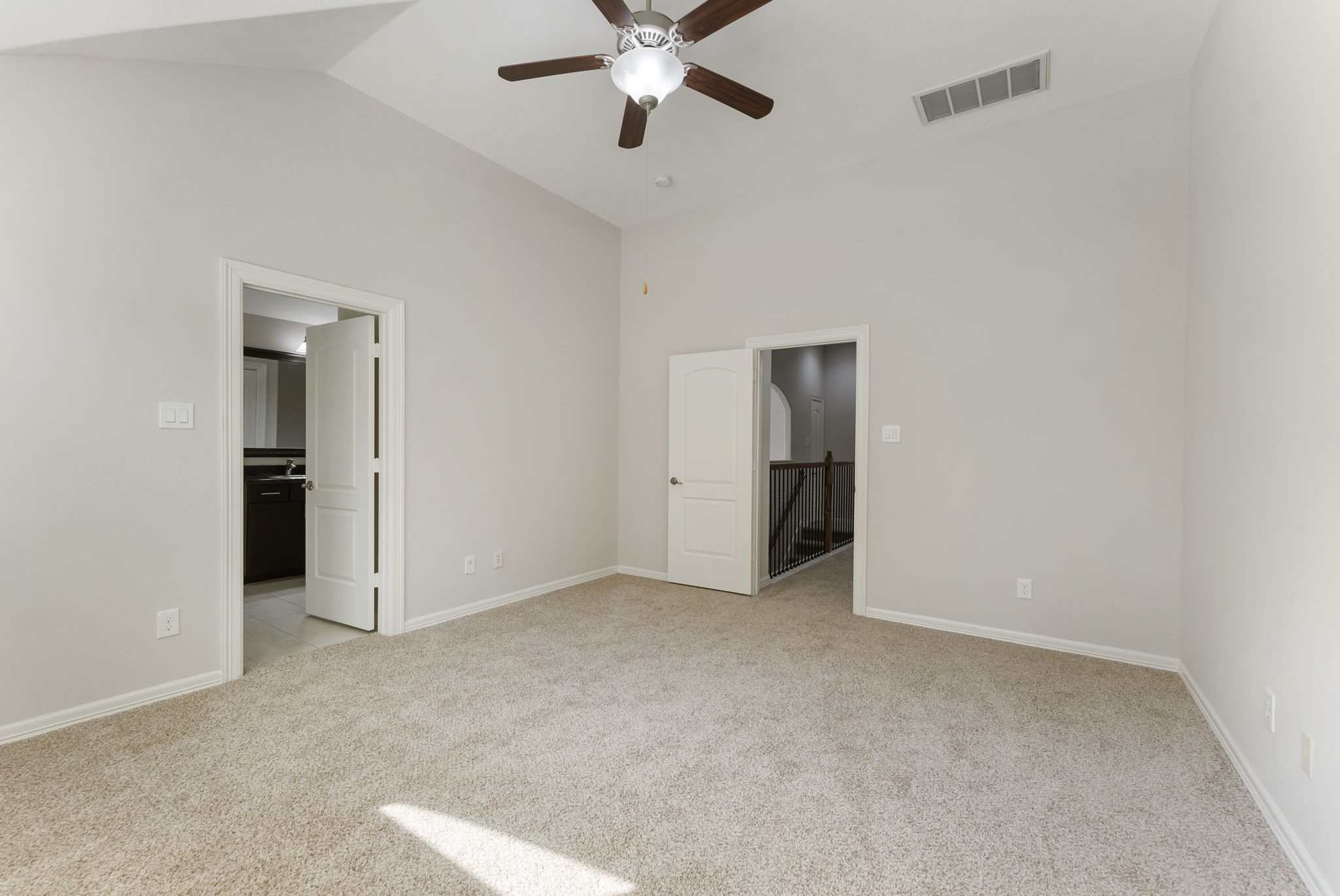 31 Aventura Place Spring, TX 77389 - Photo 35 of 49 a view of an empty room with a ceiling fan