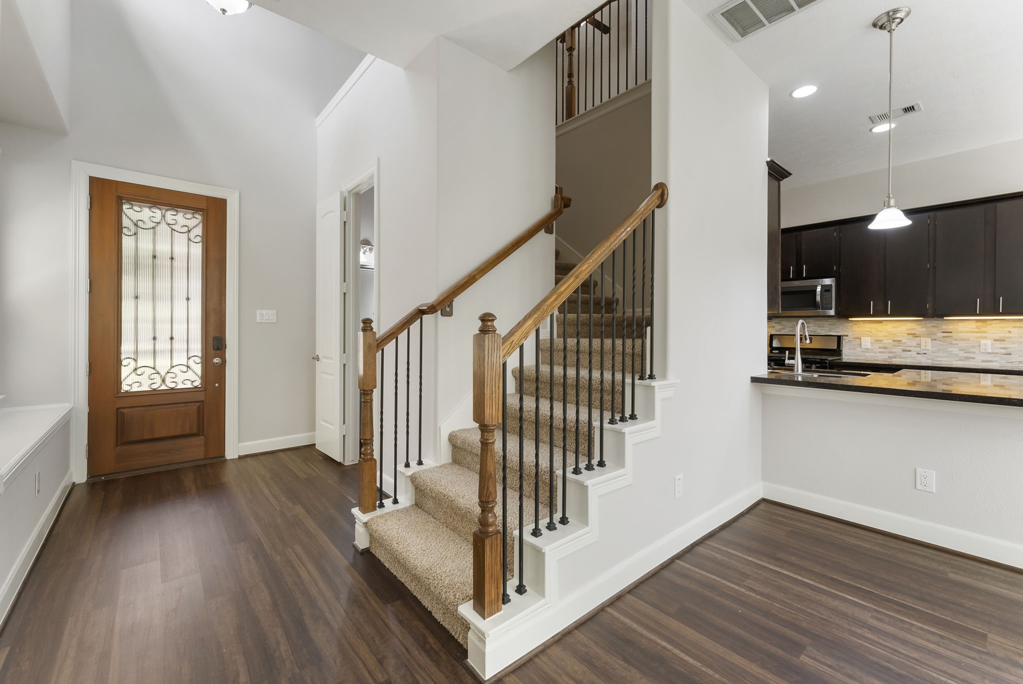 31 Aventura Place Spring, TX 77389 - Photo 5 of 49