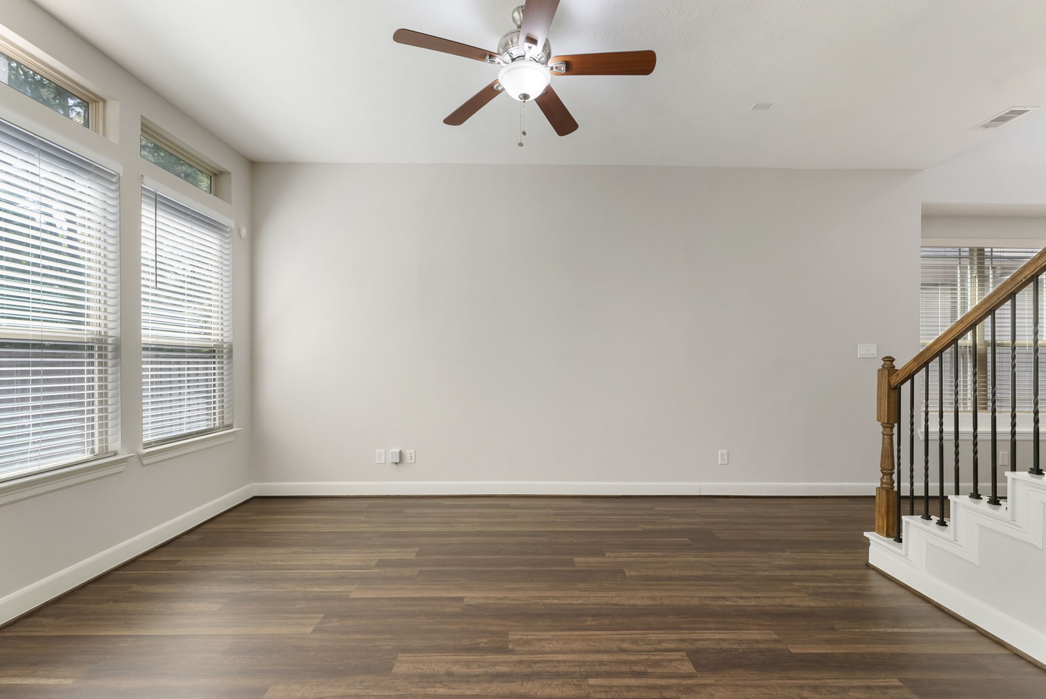 31 Aventura Place Spring, TX 77389 - Photo 10 of 49